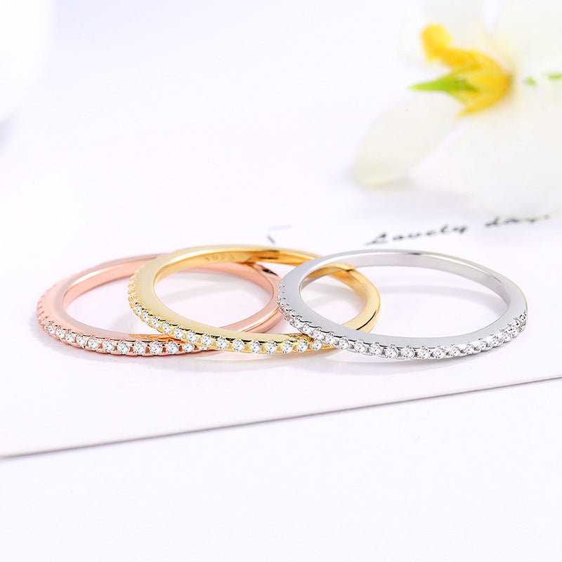 Single row full diamond round ring