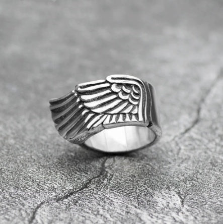 Titanium Steel Feather Wings Motorcycle Ring Unisex Vintage Skull Design For Men And Women Statement Jewelry For Bikers
