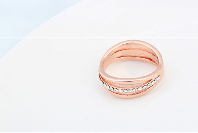 Women's Crystal Ring Gold Plated Alloy Geometric Jewelry Gift Accessory Elegant Fashion Ring Elegant Accessory