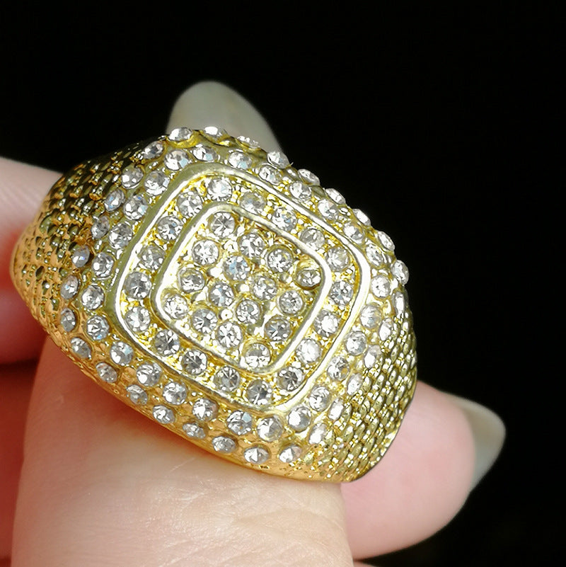 Mens Gold Plated Ring Geometric Alloy Ring With Diamond Inlay European American Design Fashion Jewelry Quality