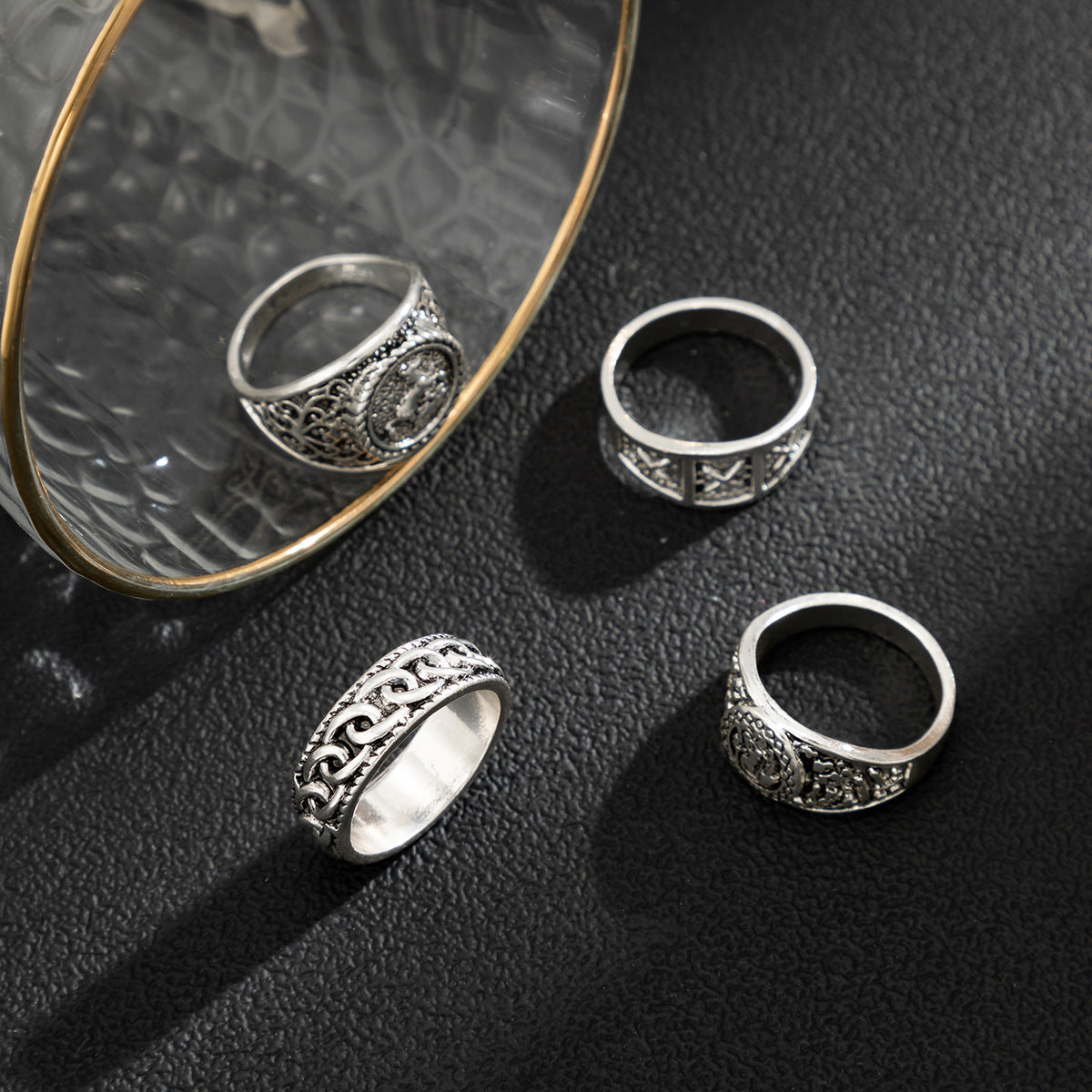 Men Alloy Totem Ring Set Antique Silver Finish Embossed Running Horse Chain Rings Zodiac European American Style