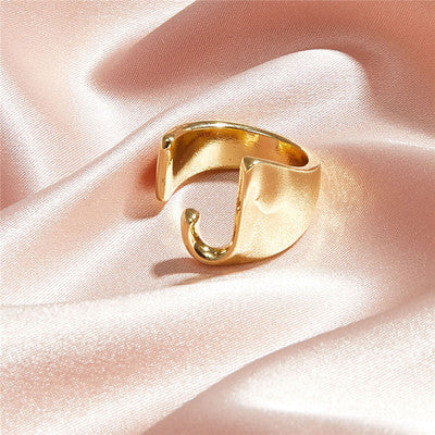 Gold Alloy Letter Ring For Women Initial Alphabet Ring Electroplated Simple Fashion Jewelry Gift For Daily Wear Style
