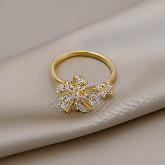 Rotatable Windmill Ring For Women Niche Design Gold Gilded Inlay With Gemstone Detailing And Refined Gold Look