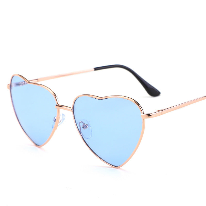 Womens Heart Shaped Sunglasses Peach Heart Design Metal Frame Eyewear Fashion AC Lenses Trendy Eyewear Fashion