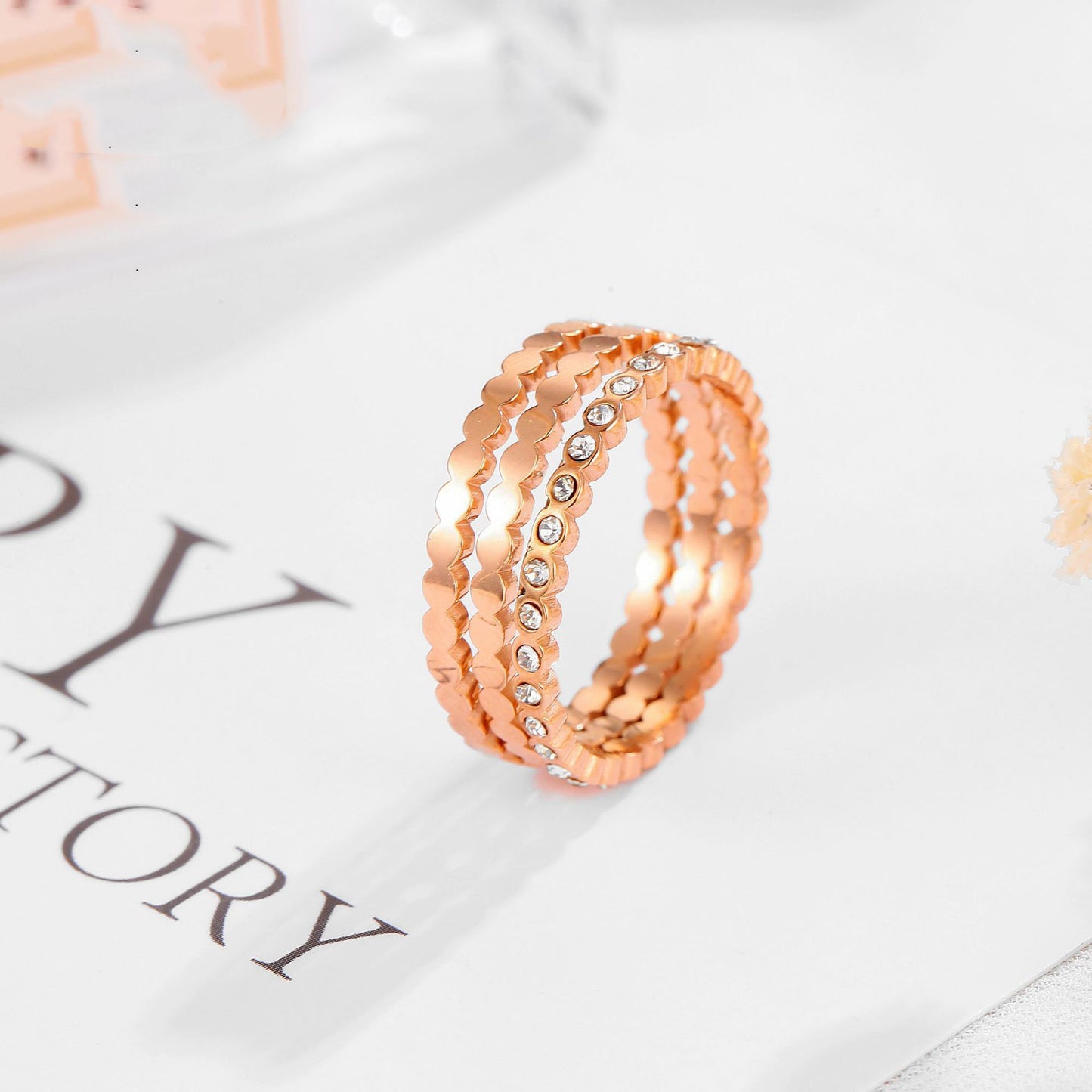 Titanium Steel Phalanx Ring For Women Rose Gold Plated Gem Inlay Sizes 6 7 8 9 Elegant Electroplated Accessory