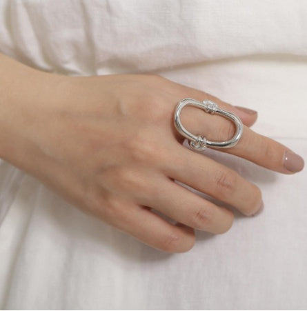 O Shaped Ring Geometric Design Electroplated Alloy Ring Hand Decorated Jewelry For Women Fashion Accessory Everyday