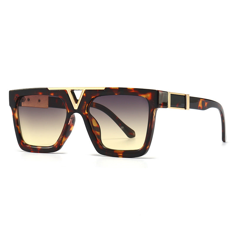 Square Sunglasses For Men And Women Retro Fashion PC Frame