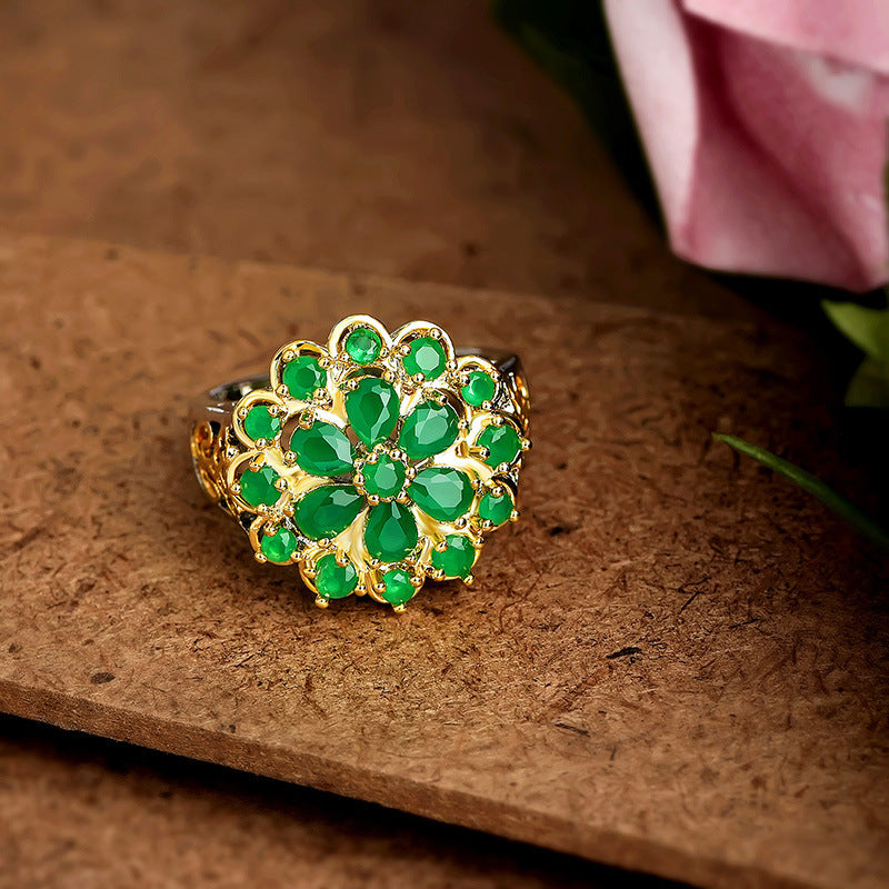 Emerald TwoTone Flower Ring Gilded Fashion Jewelry Geometric Statement Ring For Her DailyWear Special Occasion