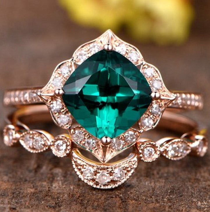 Mother Emerald Green Zircon Ring With Sapphire Rose Gold Plated Geometry Style Unisex Couple Ring Set Size 6 7 8 9 10
