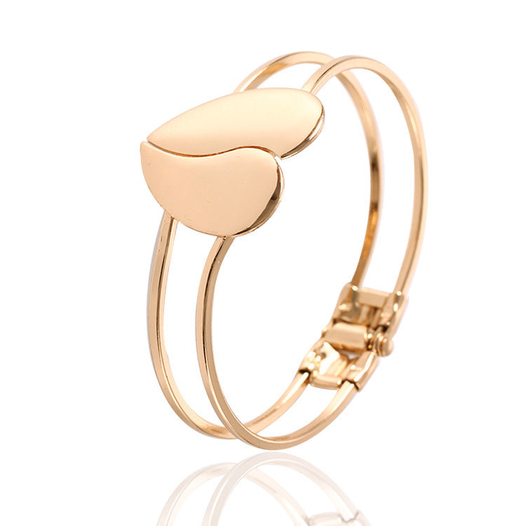 Womens Double Heart Bracelet Alloy Metal Electroplated Finish Heart Shaped Design Jewelry Fashion AccessoryGem