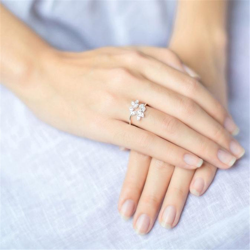 Leaf Design Sterling Silver Ring With Diamond Accent S925 Jewelry For Women And Girls Elegant Sparkle Everyday