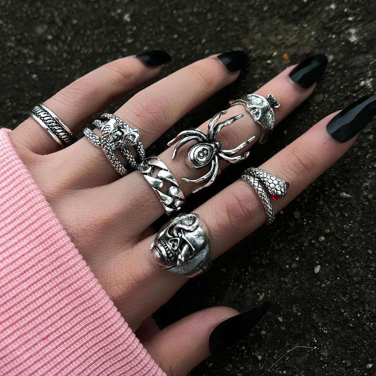 Vintage Style Alloy Ring Set Minimalist Geometric Rings With Spider Snake Bat Skull Decor For Women Style Gift