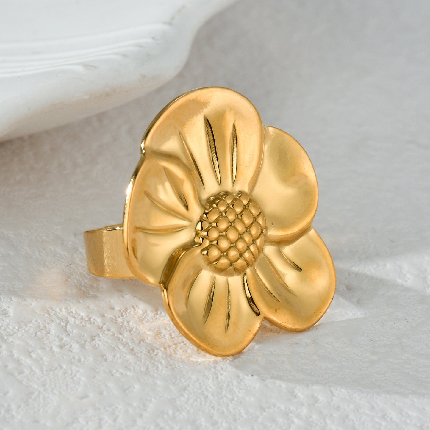 Textured Retro Gold Stainless Steel Flower Open Ring For Women Elegant Statement Jewelry Gift Idea Handcrafted Finish