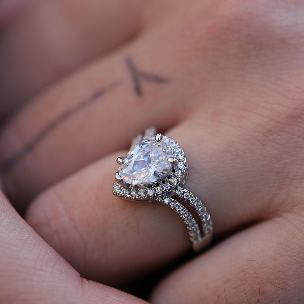 Womens Teardrop Zircon Ring Plated Copper Inlaid Artificial Gemstone Elegant Fashion Statement Quality America