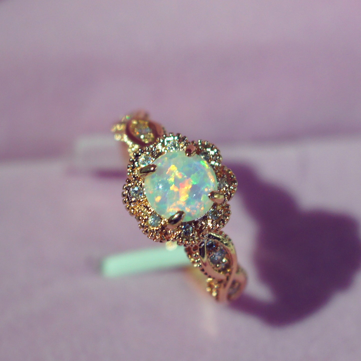 Opal Ring Fashion Jewelry For Women Flower Design Alloy Gold Plated Inlaid Gemstone Size 6 7 8 9 10 Elegant Everyday