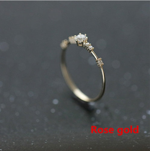 Metal Fashion Ring For Women Exquisite Design Dazzling Accent Diamond Encrusted Look Statement Crystal Shine Elegance