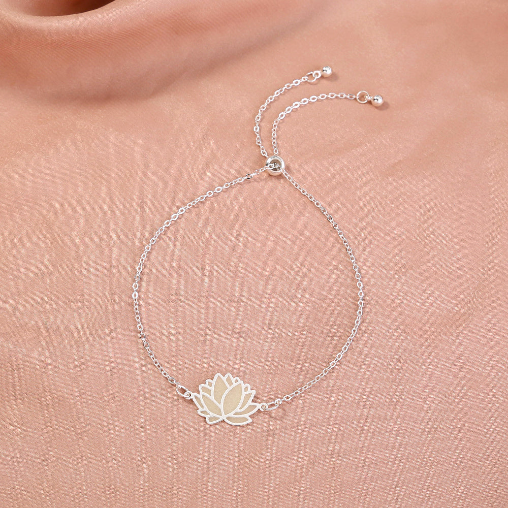 Lotus Flower Glow Bracelet Drop Design Electroplated Brass Chain Copper Charm Fashion Glow In The Dark Sparkle
