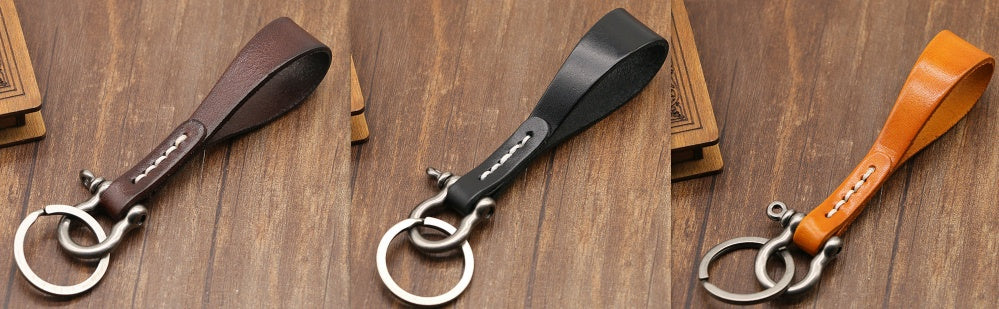 Unisex Leather Car Keychain Copper Horseshoe Buckle Cowhide Heart Pendant Decoration Accessory Classic Look Up