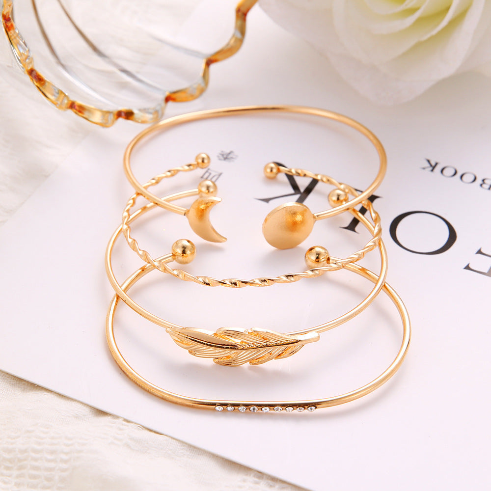 Unisex Electroplated Alloy Bracelet Korean Geometric Design Moon Inlay Leaf Inlay Brick Pattern Wristband Fashion