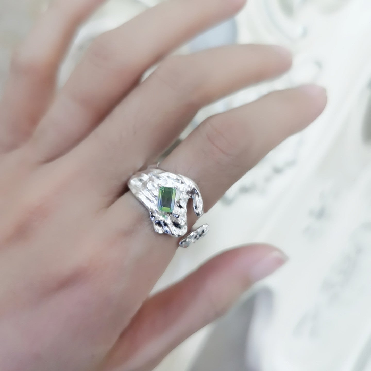 Geometric Zircon Ring For Women Copper Plated Irregular Design Simple Elegant Fashion Ring Jewelry Accessory Daily Wear