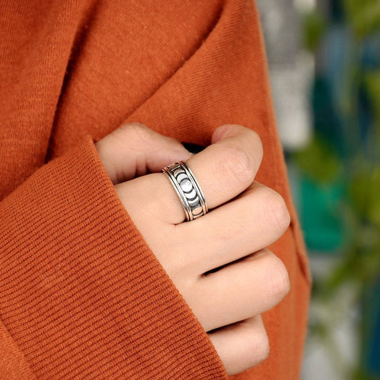 Moon Ring Geometric Design Alloy Electroplated Silver Color Everyday Wear Jewelry Accessory An Elegant Minimalist Gift
