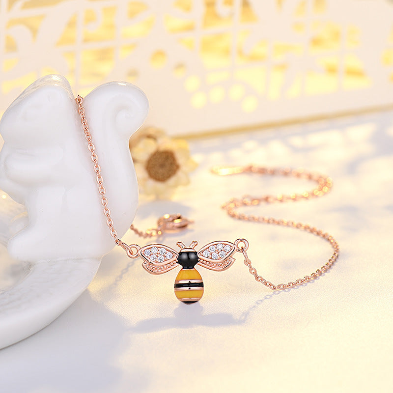 Womens Bee Bracelet Gold Plated Artificial Gem Inlay Artistic Animal Design Copper Bracelet Korean Anniversary Gift
