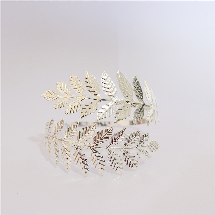 Unisex Leaf Bracelet Electroplated Alloy Branch Bangle Nature Inspired Jewelry Fashion Accessory For Everyday Wear