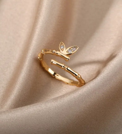 Geometric Copper Ring With Bee Design European American Fashion Statement Jewelry Fishbone Ring Golden Elegant