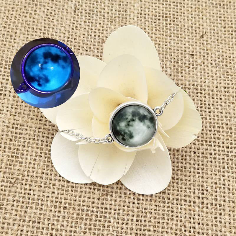 Womens Bracelet Luminous Star And Planet Charms Stainless Steel Link Chain Vintage Round Glass For Girls Style