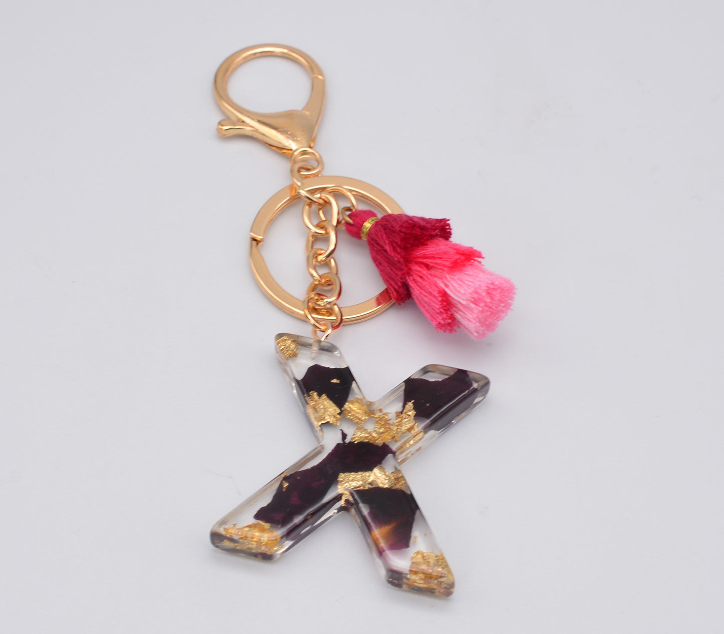 Resin Floral Keychain With Tassel Pendant Black Rose Design Durable Craftsmanship Initial Letter Bag Accessory