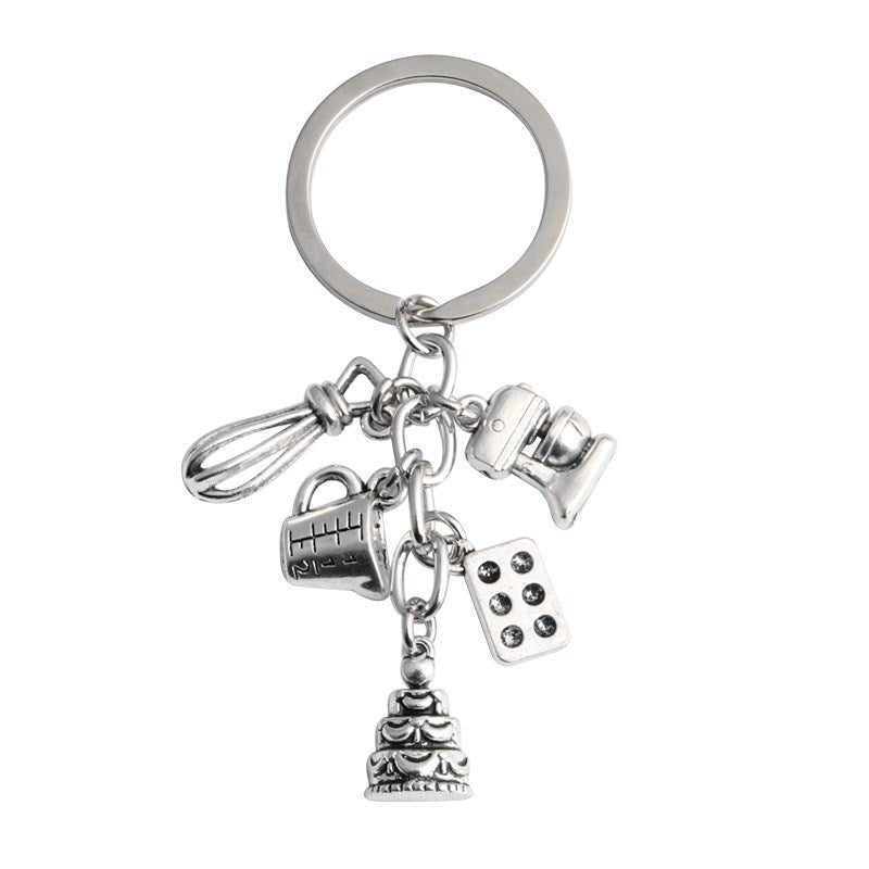 Unisex Cake Keychain Metal Pendant Charm Keyring Backpack Accessory For Cooking Pastry Lovers Gift And Decoration
