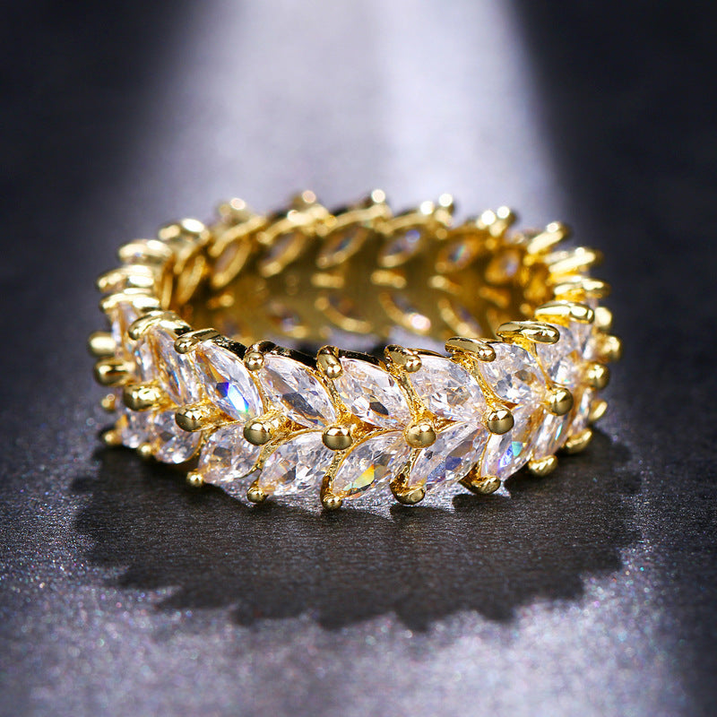 Womens Peridot Leaf Geometric Ring In Alloy Electroplated White Gold Look With Green Diamond Chic Ring Sparkle