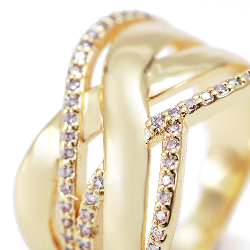 Exaggerated Geometric Copper Ring in Gold Tone Finish Inspired by European and American Styles for Bold Fashion Jewelry