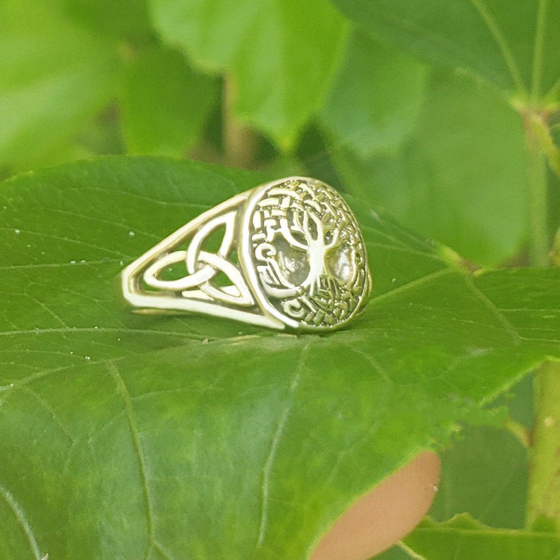 Unisex Tree Of Life Ring Vintage Silver Alloy Jewelry Electroplated Craftsmanship Gift Handcrafted Timeless Appeal