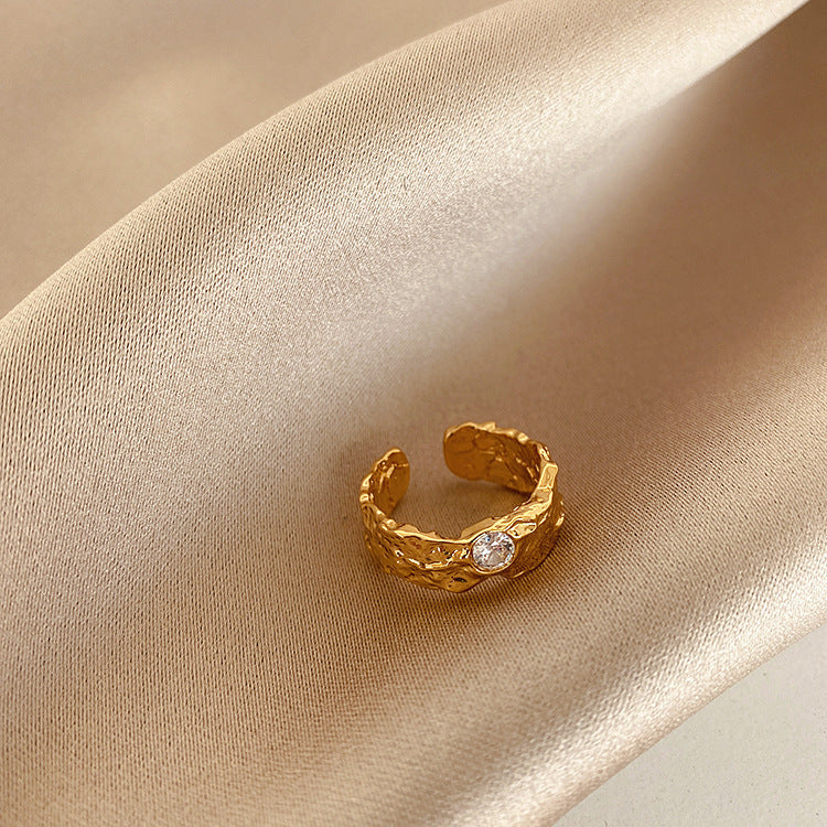Irregular Metal Ring for Women French Retro Style Zircon Gold Plated 24k Shine Elegant Everyday Accessory Gift