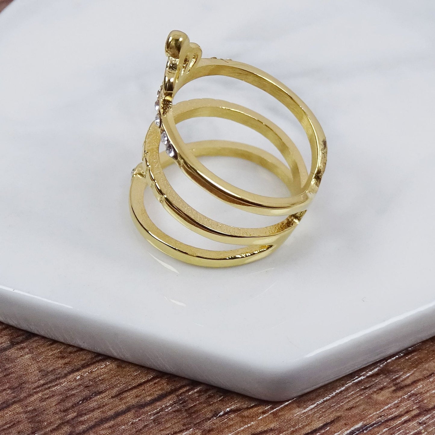 Titanium Steel Diamond Ring Vintage Crown Design Golden Polished Band For Men Gift Fashion Accessory For Him A