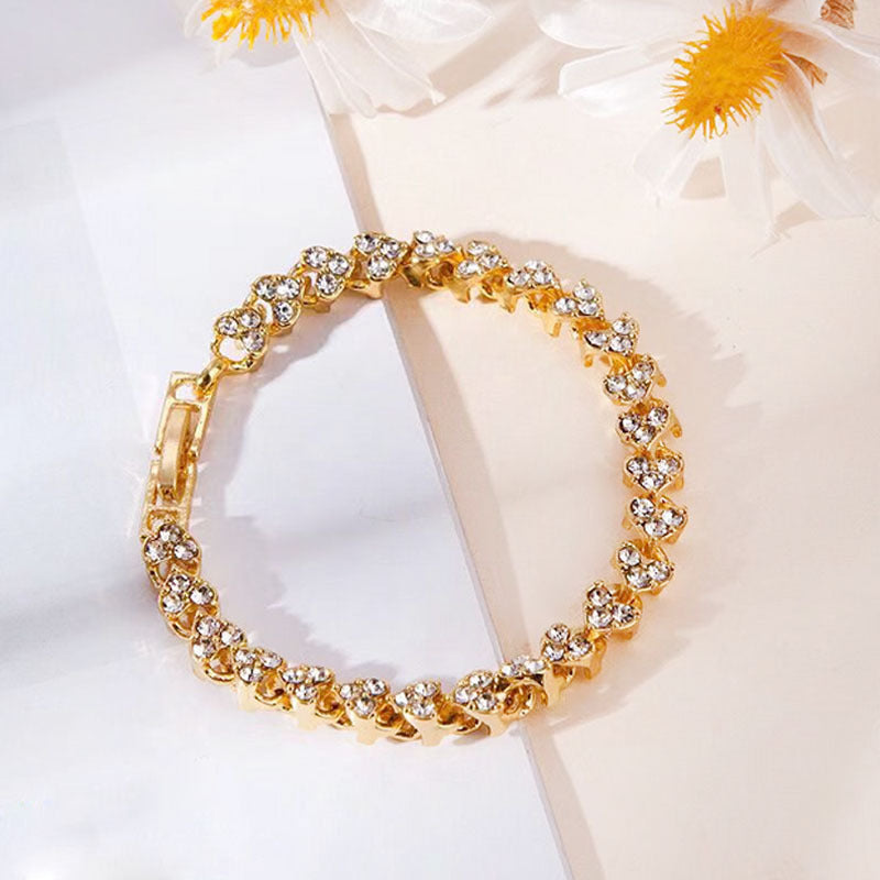 Women Heart Bracelet Rhinestones Inlaid Gold Plated Alloy Metal Heart Shape For Women Girls European Americans