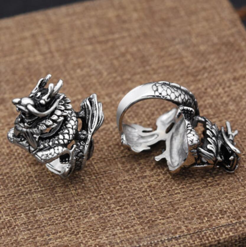 Mens Vintage Metal Animal Zodiac Ring Travel Souvenir Gift With Varnish Finish And Retro Style Individually Packed
