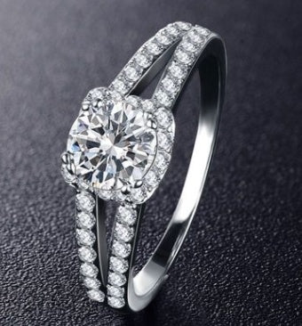 S925 Silver Clear Crystal Micro-Inlaid Diamond Craft Engagement Ring