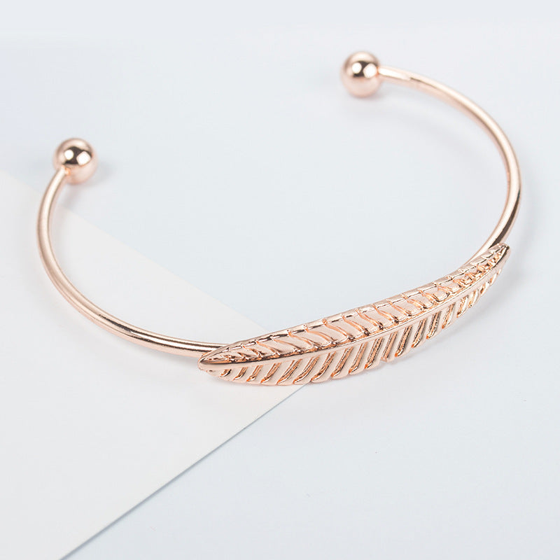 Womens Leaf Bracelet Electroplated Alloy Bangle European American Jewelry Trendy Leaf Design Fashion Chic Style