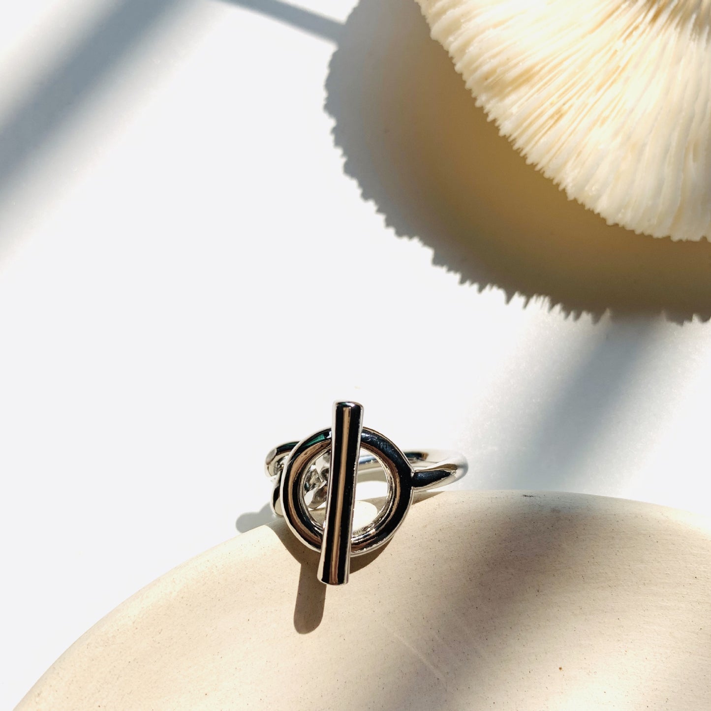 Korean Style Alloy Necklace With Lock Circle Hollow Pendant Water Wave Chain Geometrical Round Stick For Women