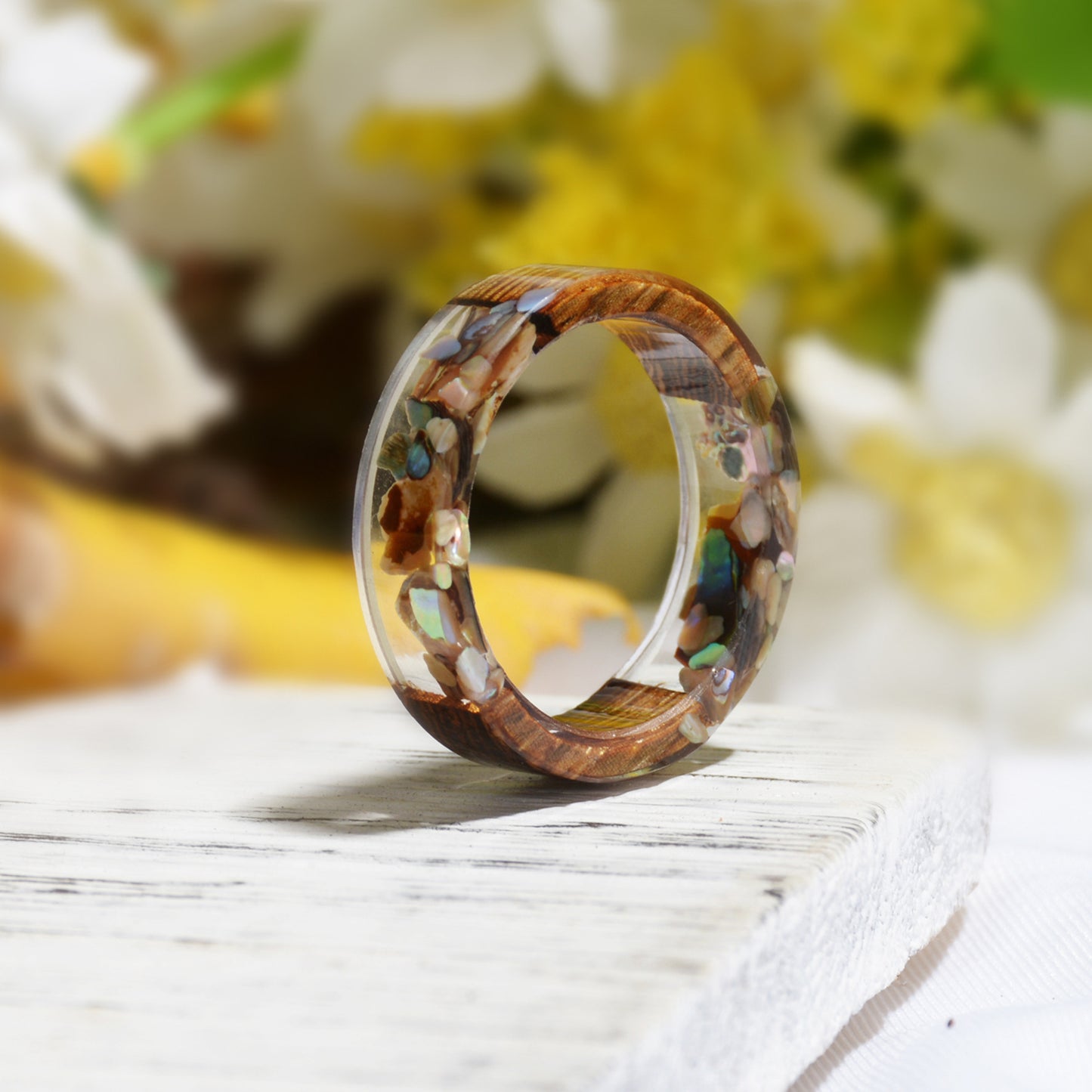 Womens Handmade Flower Resin Wood Ring Inside Gold And Silver Paper Unique Romantic Wedding Party Gift Jewelry