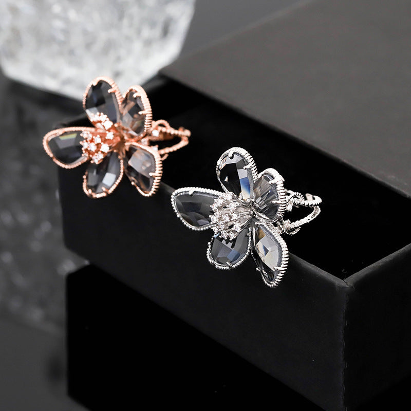 Womens Crystal Flower Ring Rose Gold Alloy Electroplated Sparkling Floral Jewelry For Birthday Anniversary Gem