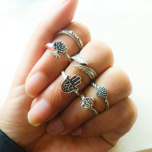 Womens Vintage Carved Alloy Rings Set European American Geometry Design Palm Leaf Ring Tail Ring Electroplated