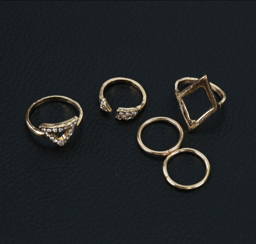 Womens Heart Shape Alloy Ring Set Diamond Arrow Rhombus Plus Triangle Joint Ring Design Fashion Jewelry Golden