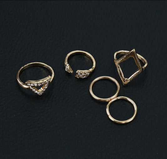 Womens Heart Shape Alloy Ring Set Diamond Arrow Rhombus Plus Triangle Joint Ring Design Fashion Jewelry Golden