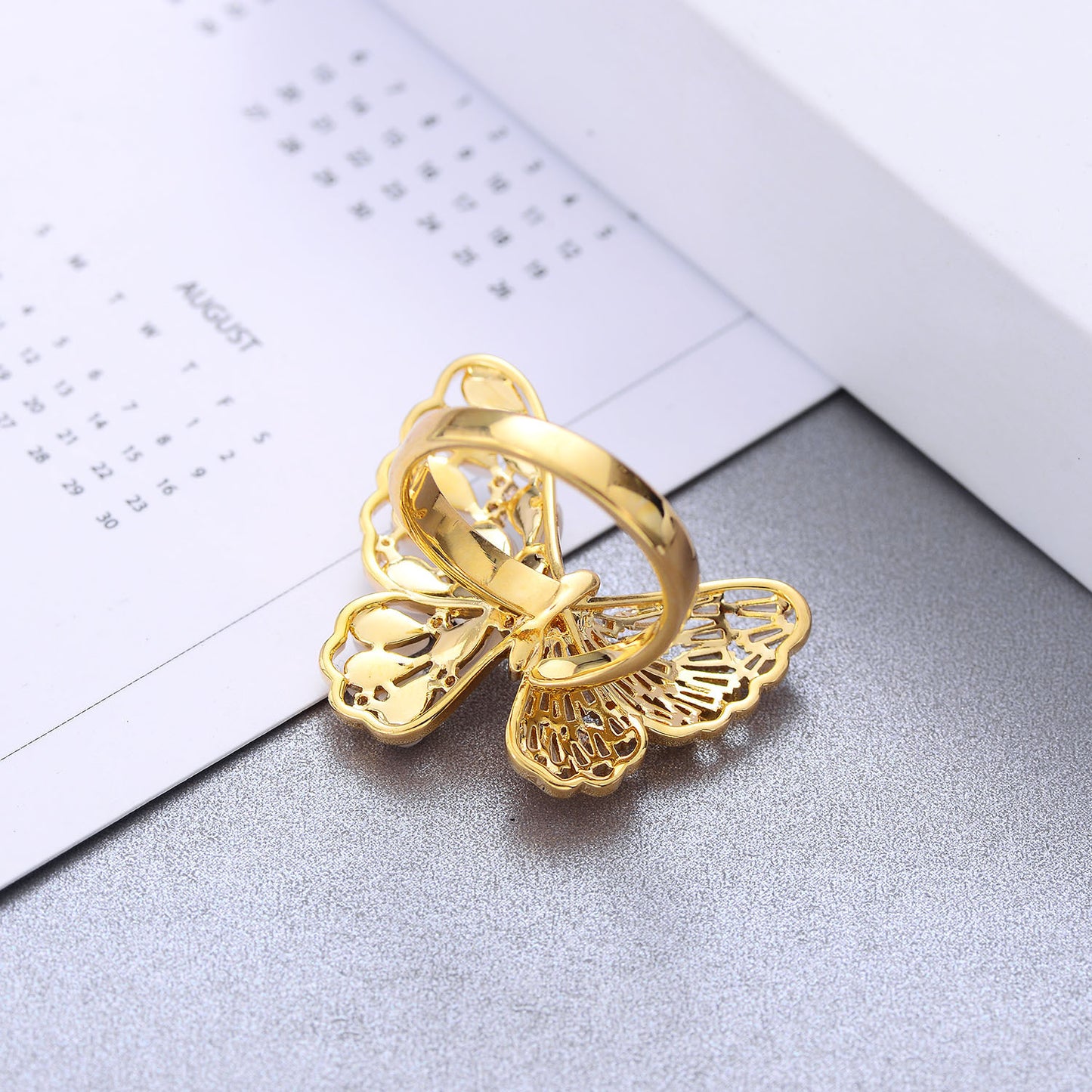 Women's Butterfly Ring with Zircon Inlay Golden Korean Fashion Ring Trendy Statement Ring Individually Packed Jewelry Gift for Her Elegant Ring