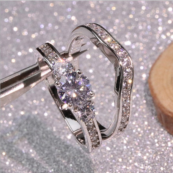 White Copper Plated Ring With Simulated Diamonds For Couples Lily Life Love Engagement Proposal Jewelry For All Time