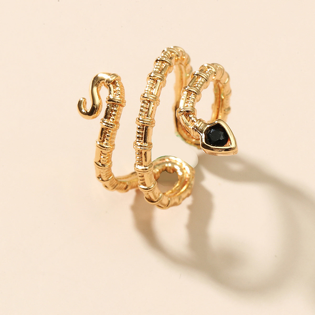 Womens Geometric Ring European Design Copper Zircon Ring Electroplated Finish Simple Fashion Ring Jewelry Chic