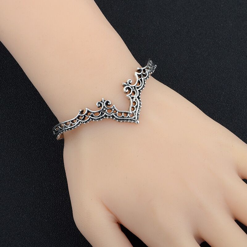 Women Alloy Lace Cuff Bracelet Hollow Bangle Retro Opening